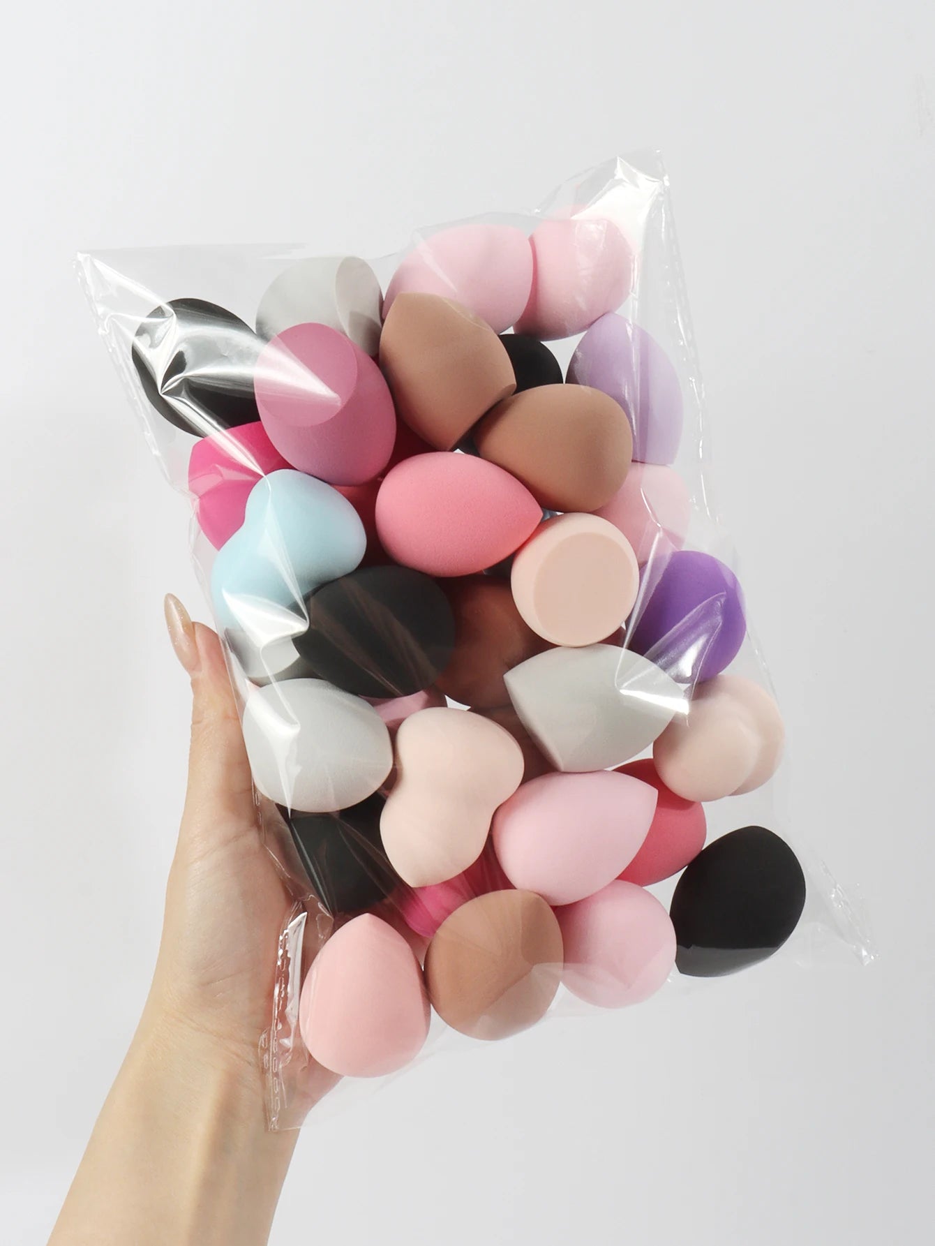 Medium Make-up Sponge - Kit with 6/12/24/36/60 Units in Assorted Colours and Shapes, Ideal for Liquid Foundation, Cream and Powder